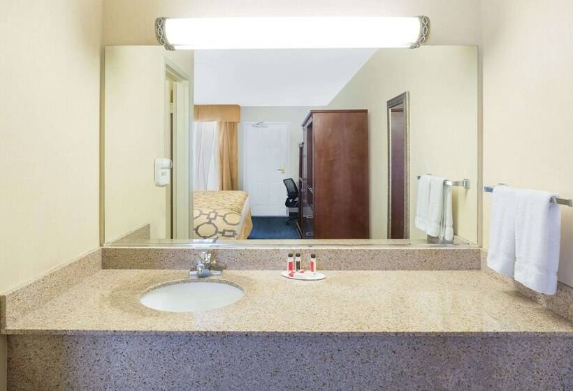 اتاق استاندارد با 2 تخت دوبل, Baymont By Wyndham Flagstaff
