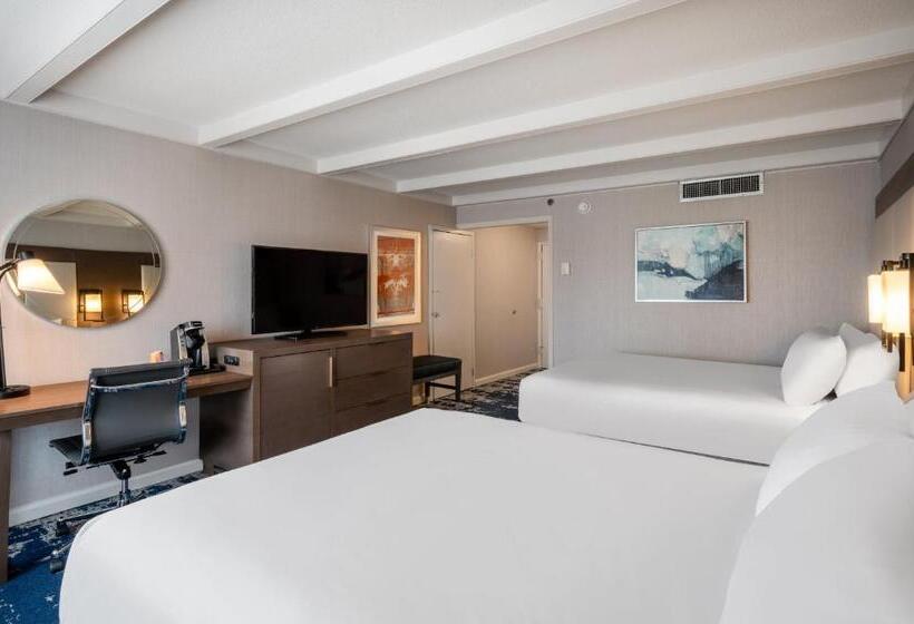 Номер Стандарт, Crowne Plaza Albany  The Desmond