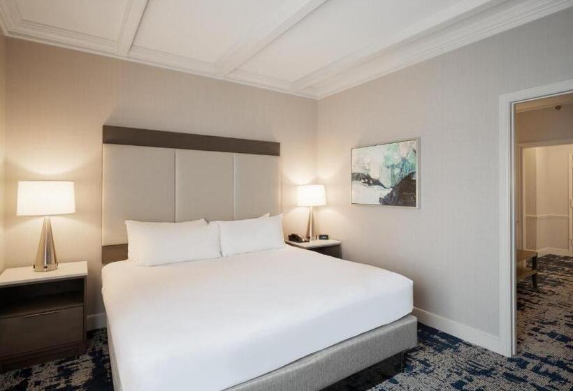 Люкс Кровать Кинг, Crowne Plaza Albany  The Desmond