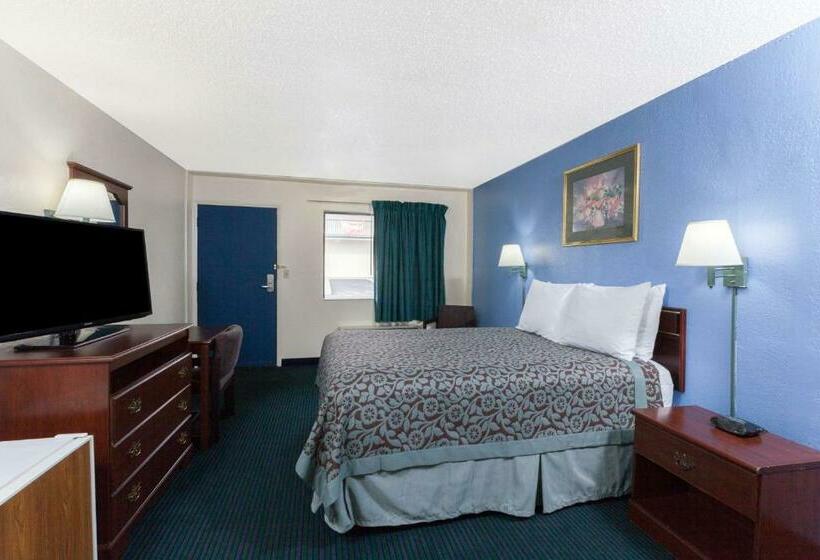 اتاق استاندارد با تخت بزرگ, Days Inn By Wyndham Oklahoma City Fairground