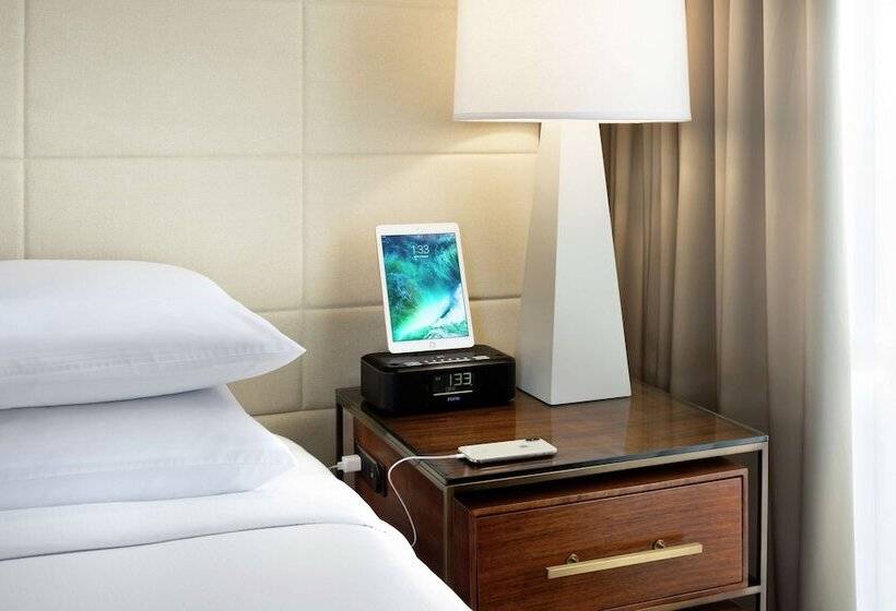 ジュニアスイート, Doubletree By Hilton Dallascampbell Centre