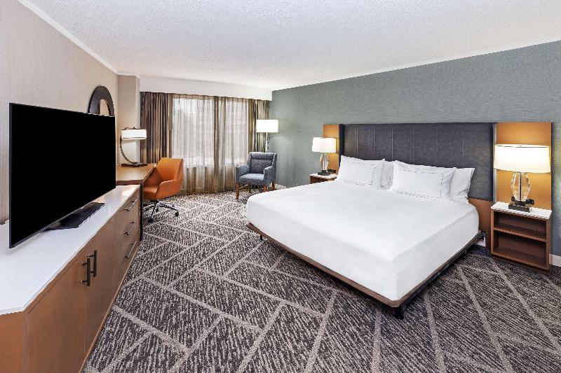اتاق استاندارد با تخت بزرگ, Doubletree By Hilton Tulsa   Warren Place