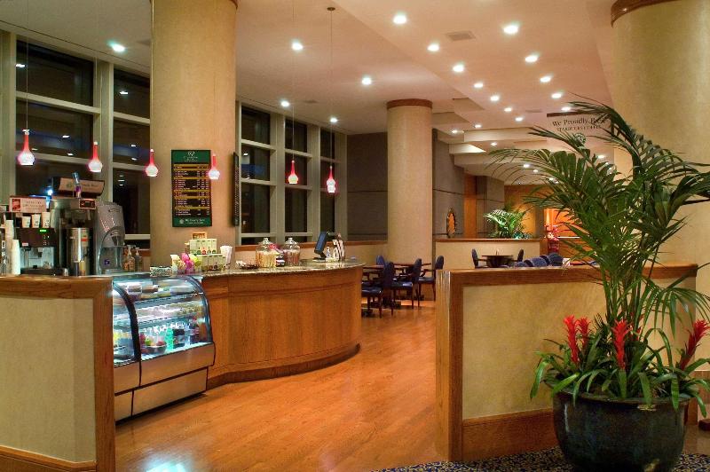 اتاق استاندارد با تخت بزرگ, Doubletree By Hilton Tulsa   Warren Place