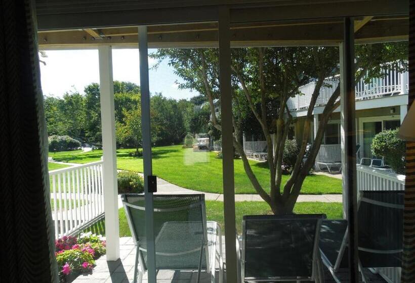 Студия Deluxe, East Hampton House Resort