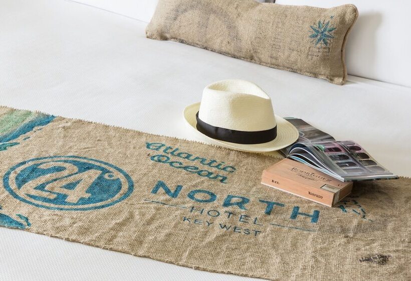 带特大床的标准间, 24 North Hotel Key West