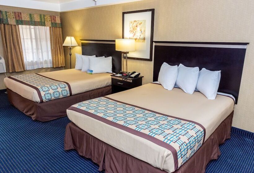 スイート, Days Inn & Suites By Wyndham Artesia