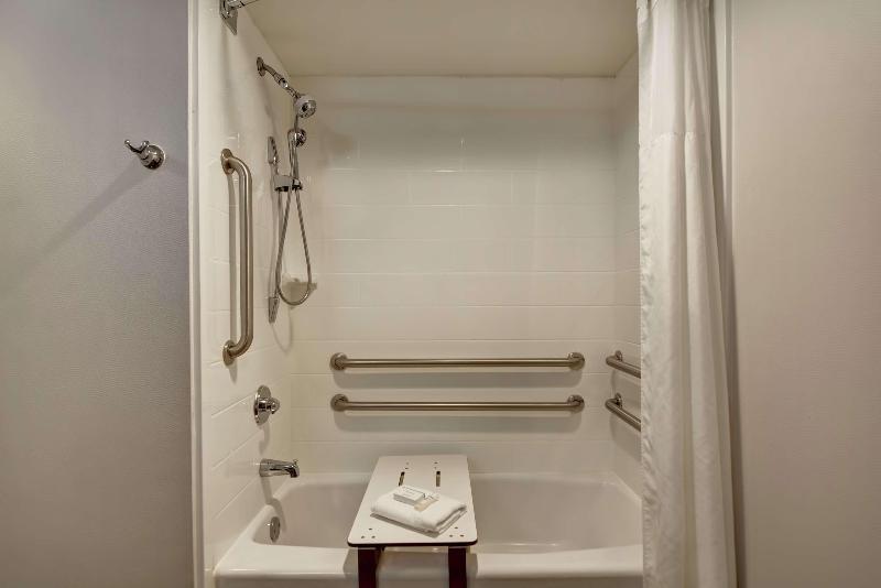 اتاق استاندارد, Hampton Inn Cincinnati Airport South