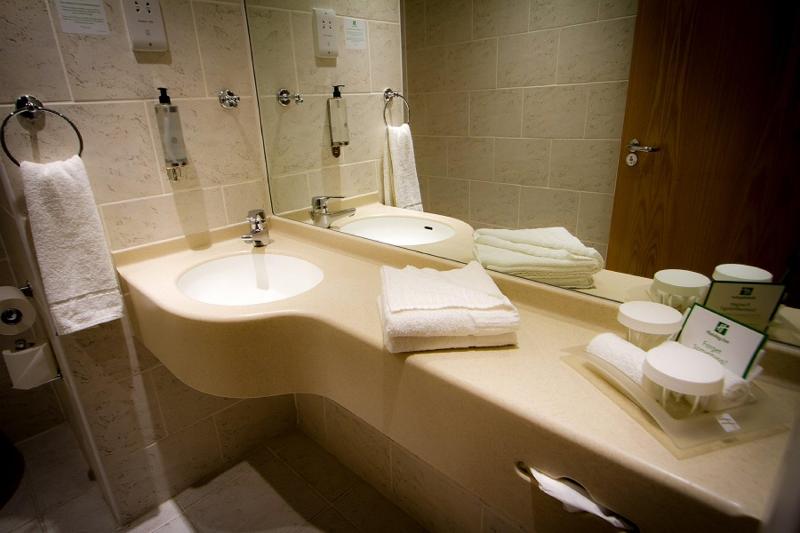 اتاق استاندارد با تخت بزرگ, Hampton Inn Cincinnati Airport South