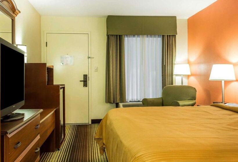 Номер Стандарт 2 Двуспальные Кровати, Quality Inn University