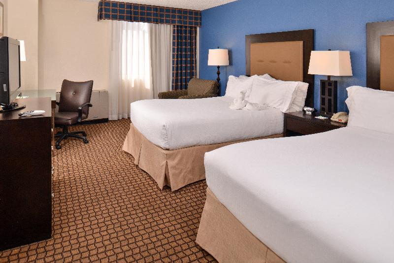 Номер Стандарт Адаптированный для Инвалидов, Ramada Plaza By Wyndham Sheridan Hotel & Convention Center