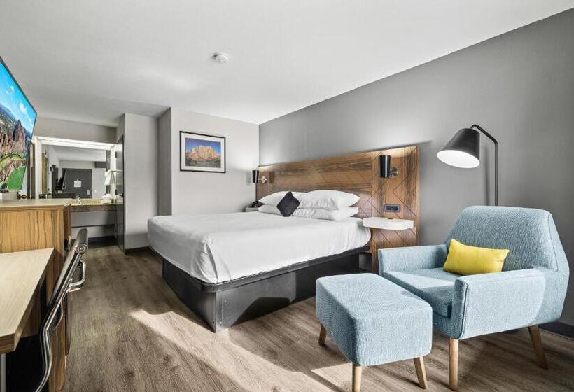 اتاق استاندارد با تخت بزرگ, Red Lion Inn & Suites Deschutes River   Bend