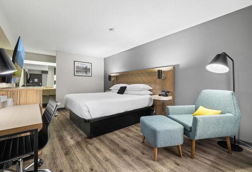 اتاق استاندارد با تخت بزرگ, Red Lion Inn & Suites Deschutes River   Bend