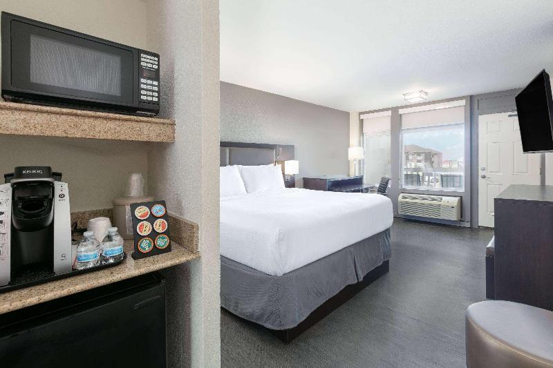 سوئیت برای معلولان, Wyndham Corpus Christi Resort North Padre Island