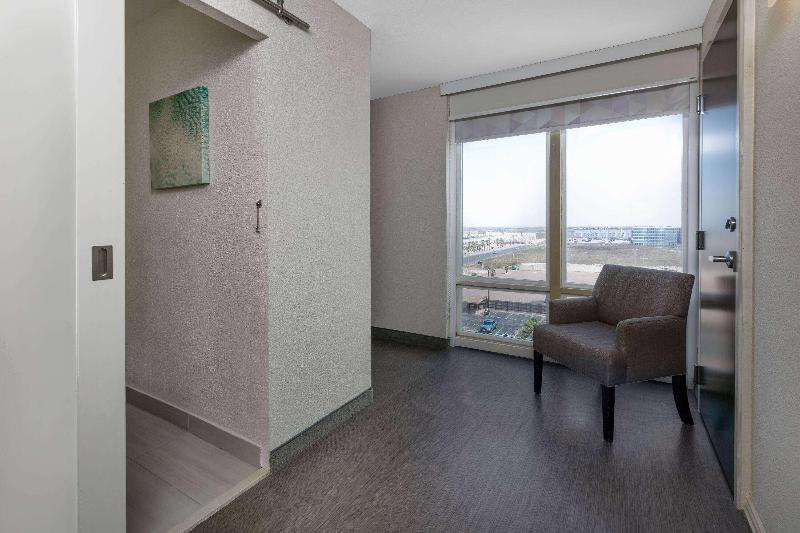 سوئیت با تخت بزرگ, Wyndham Corpus Christi Resort North Padre Island