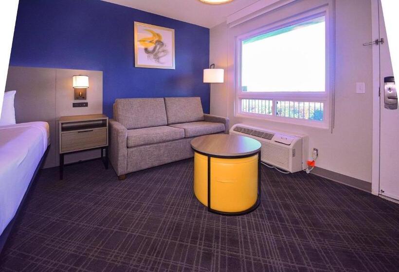 Стандартный Номер Кровать Кинг, Comfort Inn Encinitas Near Legoland