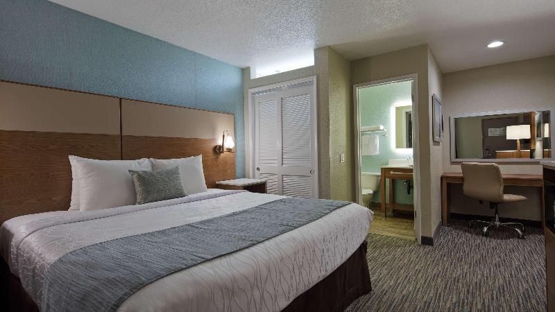 带2个卧室的套房, Best Western Carlsbad By The Sea