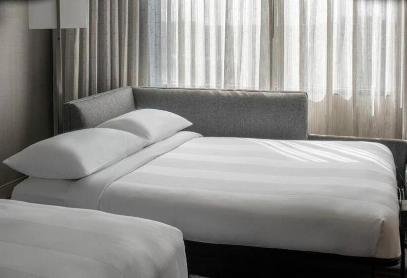 Номер Executive, Tysons Corner Marriott