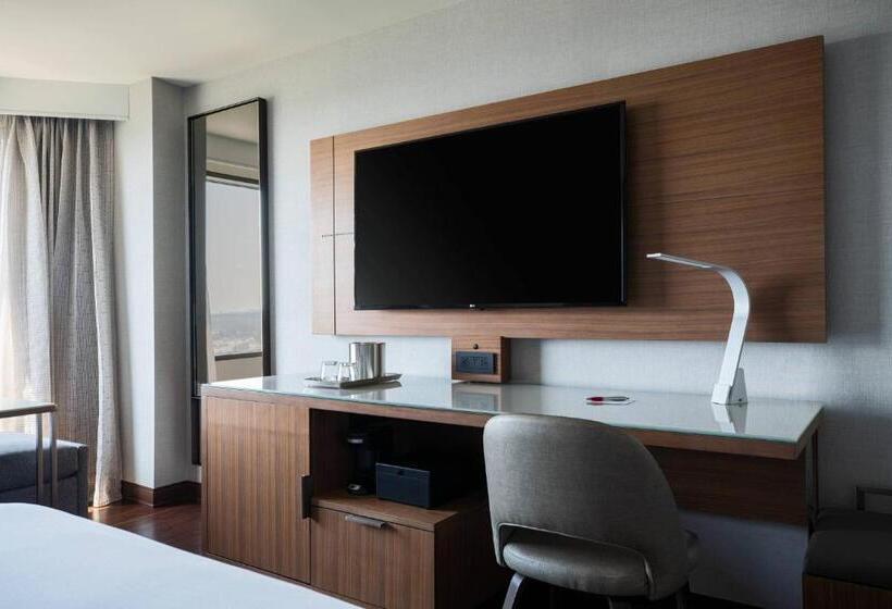 Номер Superior Кровать Кинг, Tysons Corner Marriott