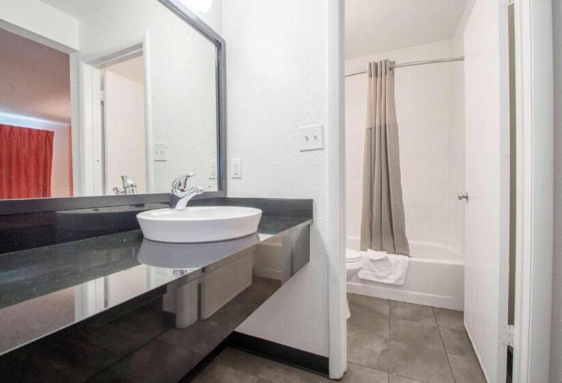 Четырехместный Номер Стандарт, Motel 6norcross, Ga  Atlanta Northeast
