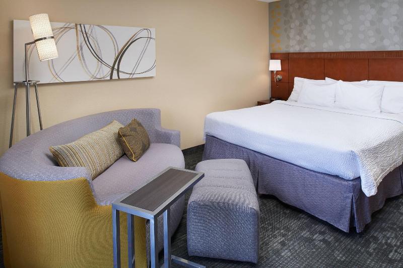 Suite Cama King, Courtyard By Marriott Rockford