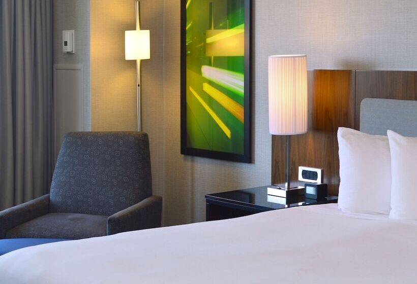 Standard-invahuone King-vuode, Doubletree By Hilton Newarkfremont