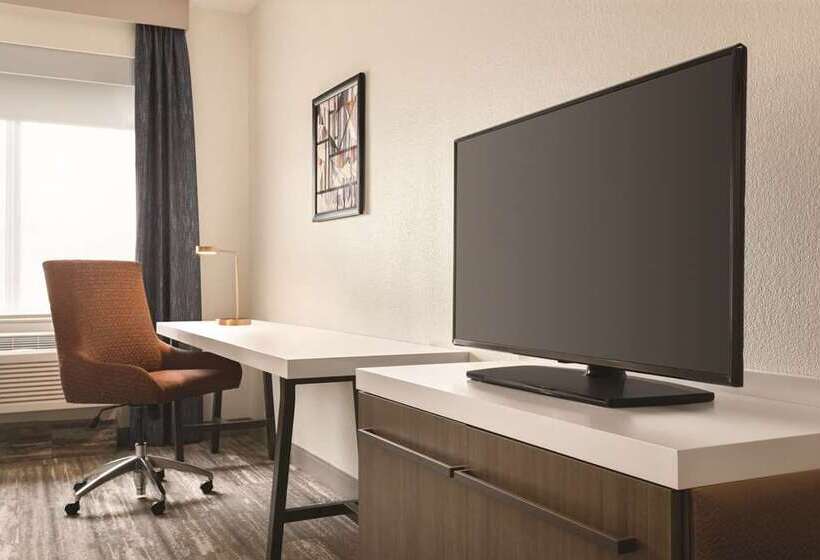 اتاق استاندارد با 2 تخت دوبل, Hilton Waikiki Beach Resort & Spa