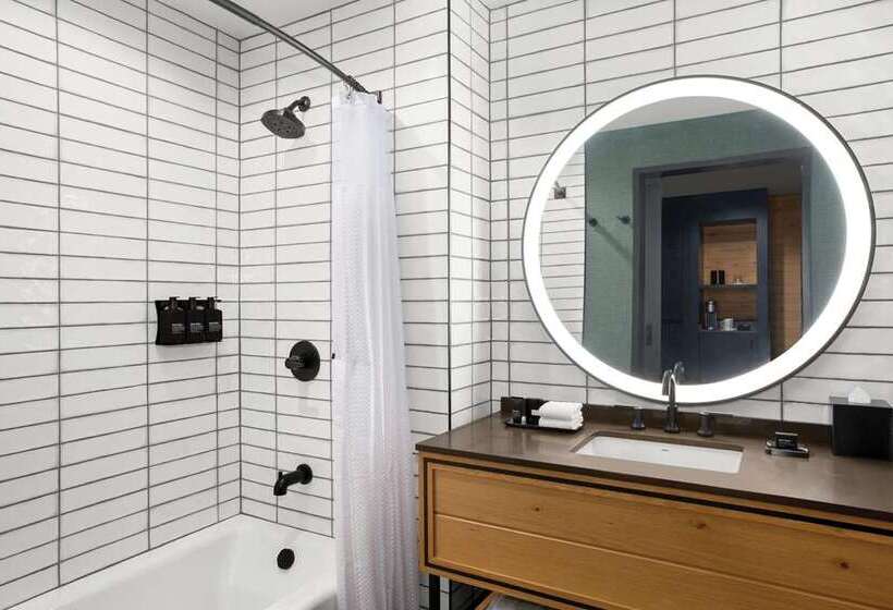 اتاق پرمیوم, Hilton Waikiki Beach Resort & Spa