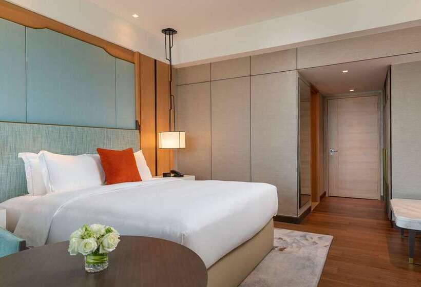 اتاق پرمیوم, Hilton Waikiki Beach Resort & Spa