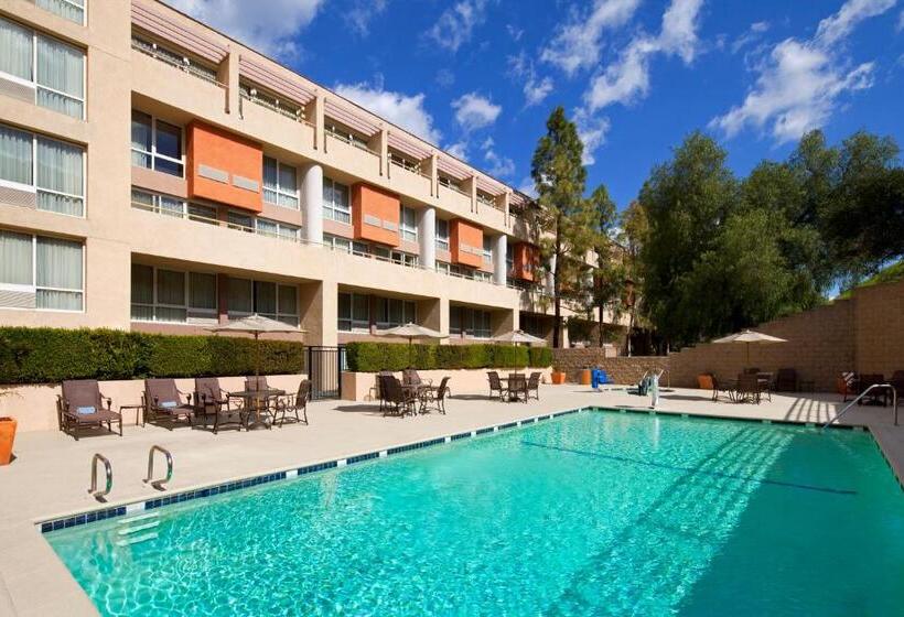 סוויטת אקזקיוטיב, עם מיטת קינג, Sheraton Agoura Hills