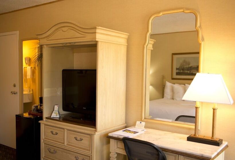 Номер Стандарт 2 Двуспальные Кровати, Travelodge By Wyndham Ogallala