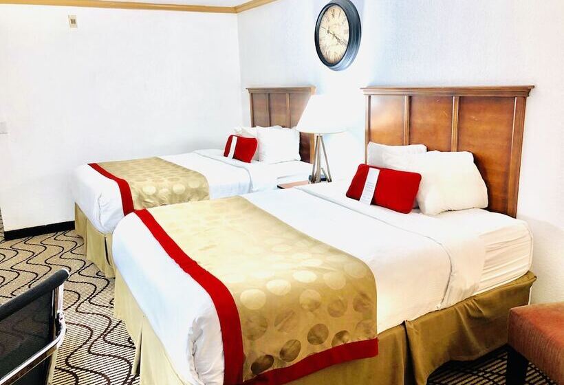 스탠다드 룸 더블 침대 2개, Ramada By Wyndham Birmingham Airport