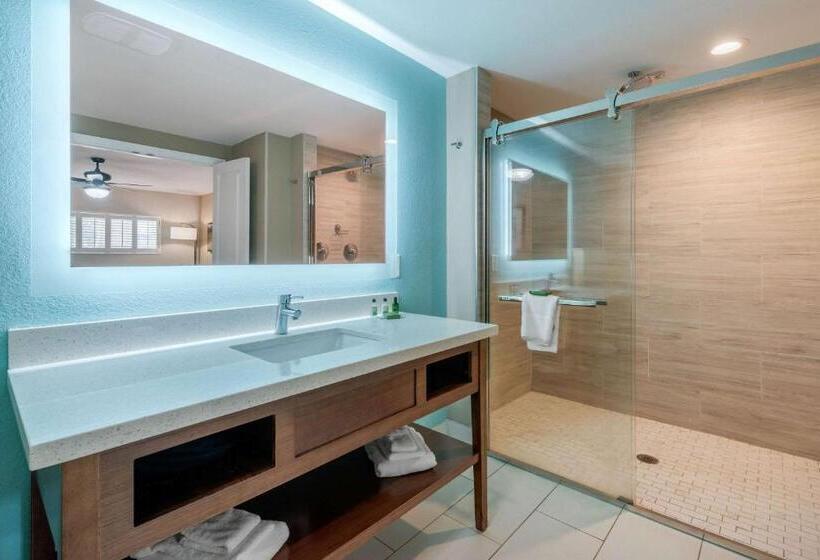 Люкс Кровать Кинг, Seafarer Inn & Suites, Ascend Hotel Collection