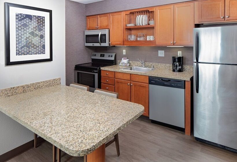 سوئیت پنت هاوس, Residence Inn Lexington North