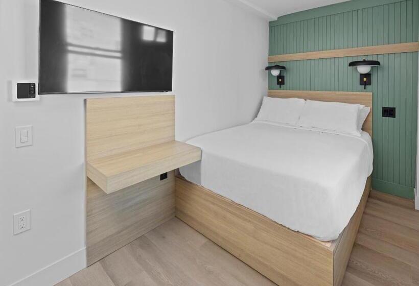 스탠다드 룸, Riverside Tower Hotel