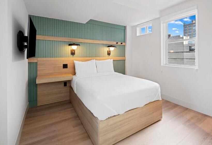 장애인을 위한 스위트, Riverside Tower Hotel