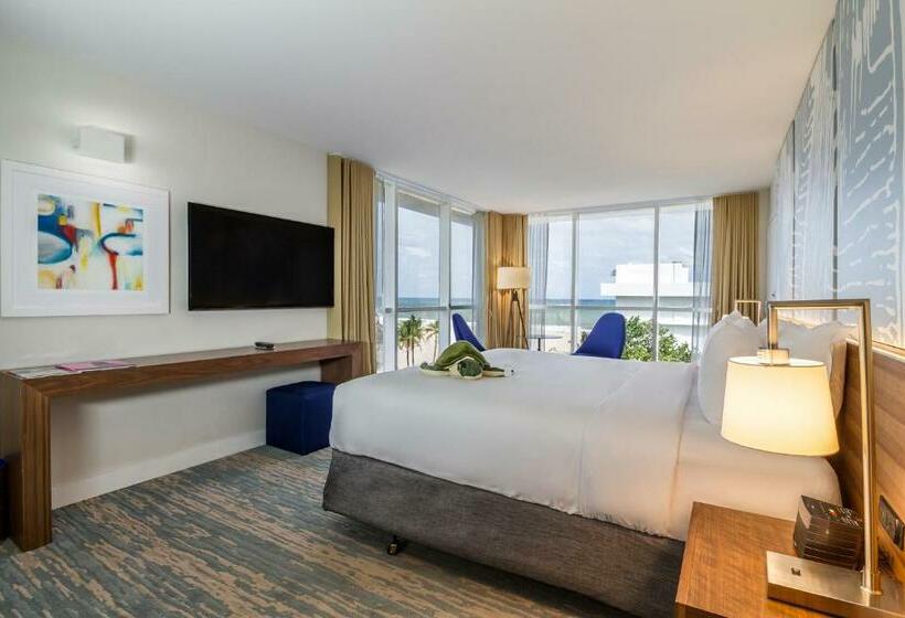 キングサイズベッドのスイートルーム, B Ocean Resort Fort Lauderdale Beach