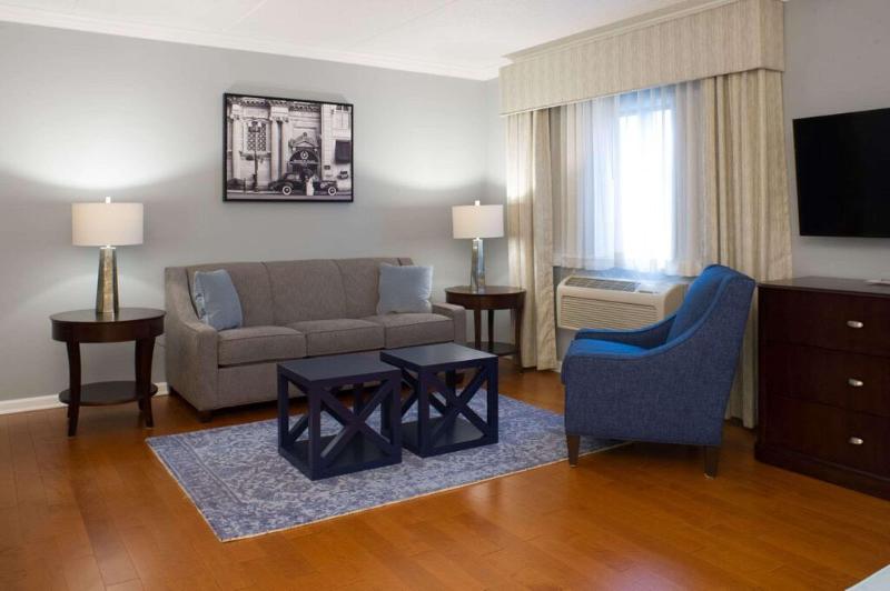 Люкс Кровать Кинг, Best Western Plus Franklin Square Inn