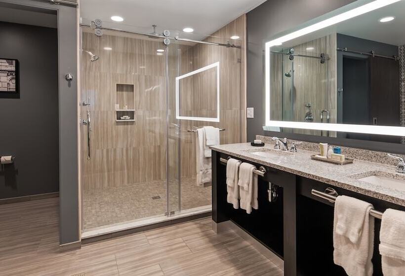 Люкс Вид на Реку, Best Western Plus Franklin Square Inn