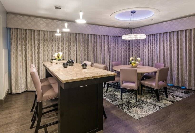 Люкс Вид на Реку, Best Western Plus Franklin Square Inn