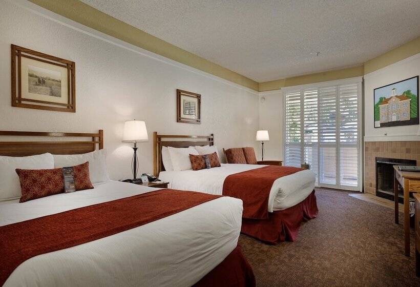 带2个双人床的标准工作室, Sonoma Valley Inn, Tapestry Collection By Hilton