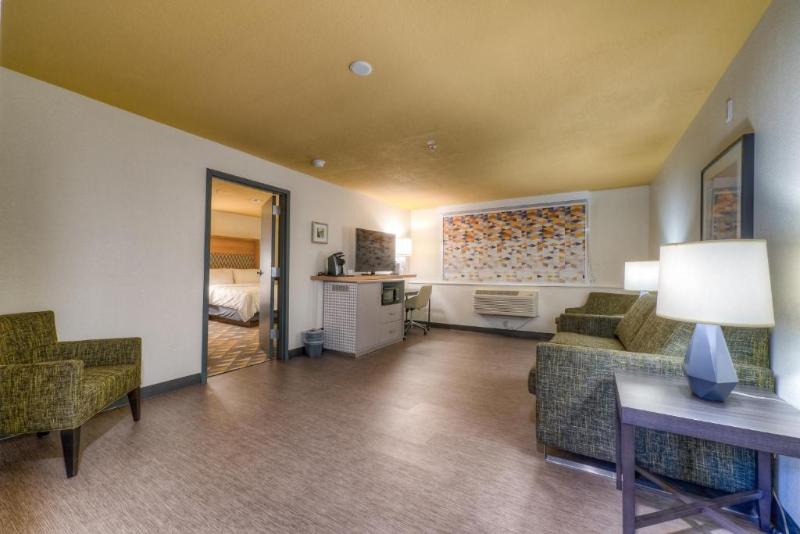 장애인을 위한 스위트, Holiday Inn Tacoma Mall, An Ihg