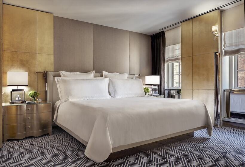 스위트, The Carlyle, A Rosewood