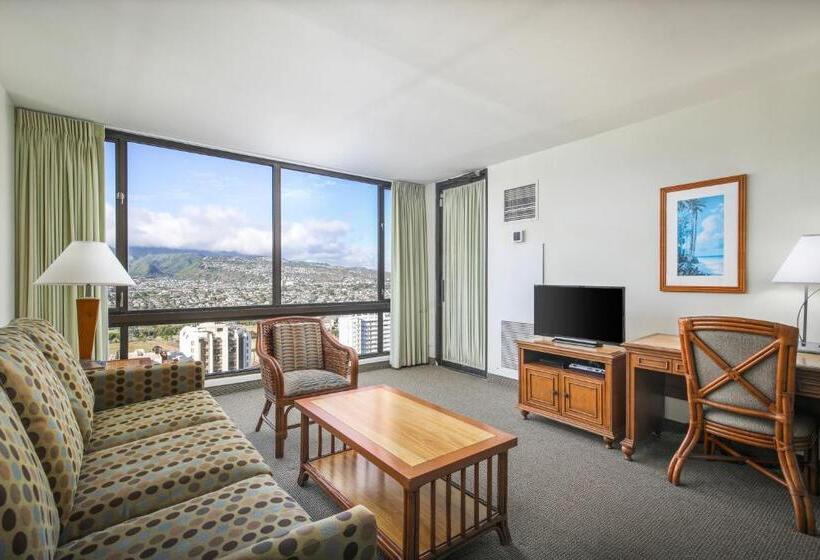 سوییت با چشم‌انداز کوه, Aston Waikiki Sunset