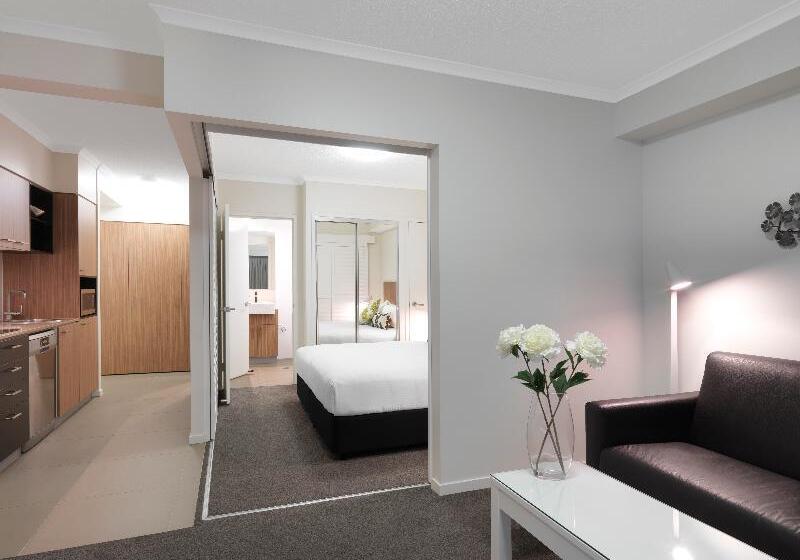 キングサイズベッドのスタンダードルーム, Days Inn By Wyndham College Park Airport Best Road