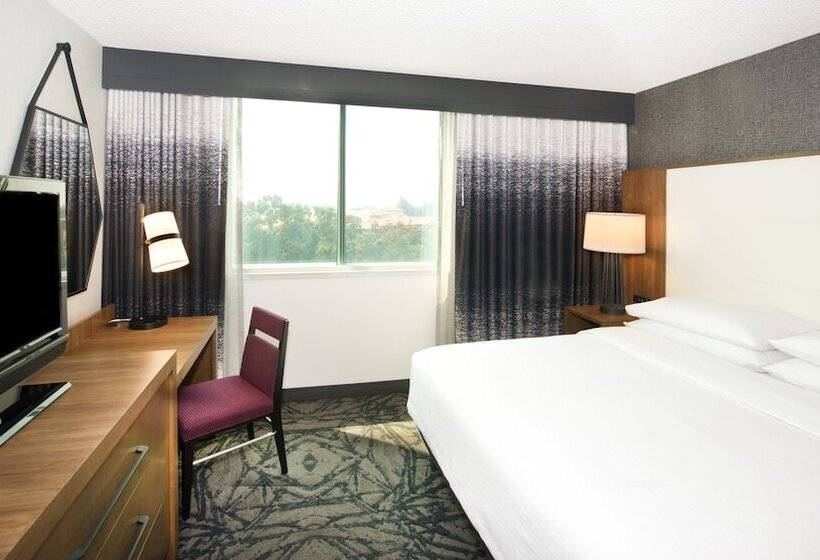 침실 2개 스위트, Embassy Suites By Hilton Walnut Creek