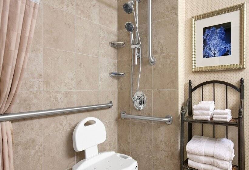 장애인을 위한 스위트, Embassy Suites By Hilton Walnut Creek