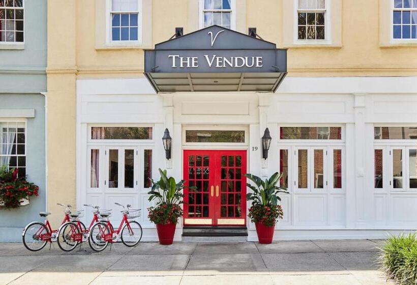 Premium Szoba, The Vendue, Downtown Art