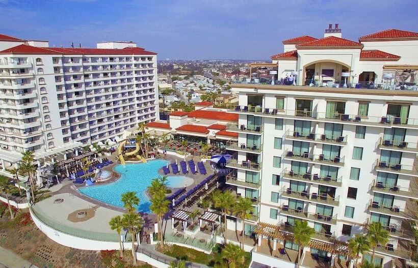 스위트, The Waterfront Beach Resort, A Hilton