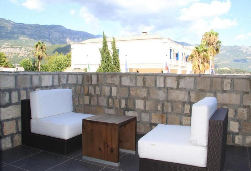 اتاق سوپریور, Avala Resort & Villas