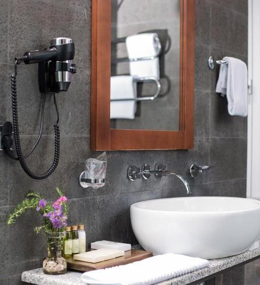 Deluxe Suite Sea View, Avala Resort & Villas